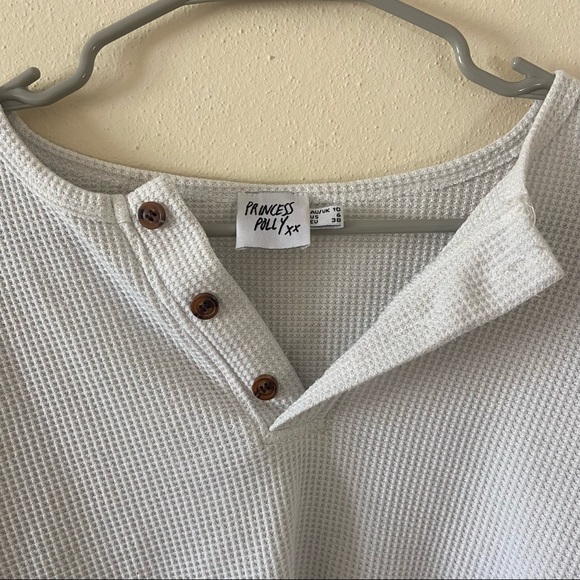 Princess Polly Long Sleeve Tee - Picture 5 of 12